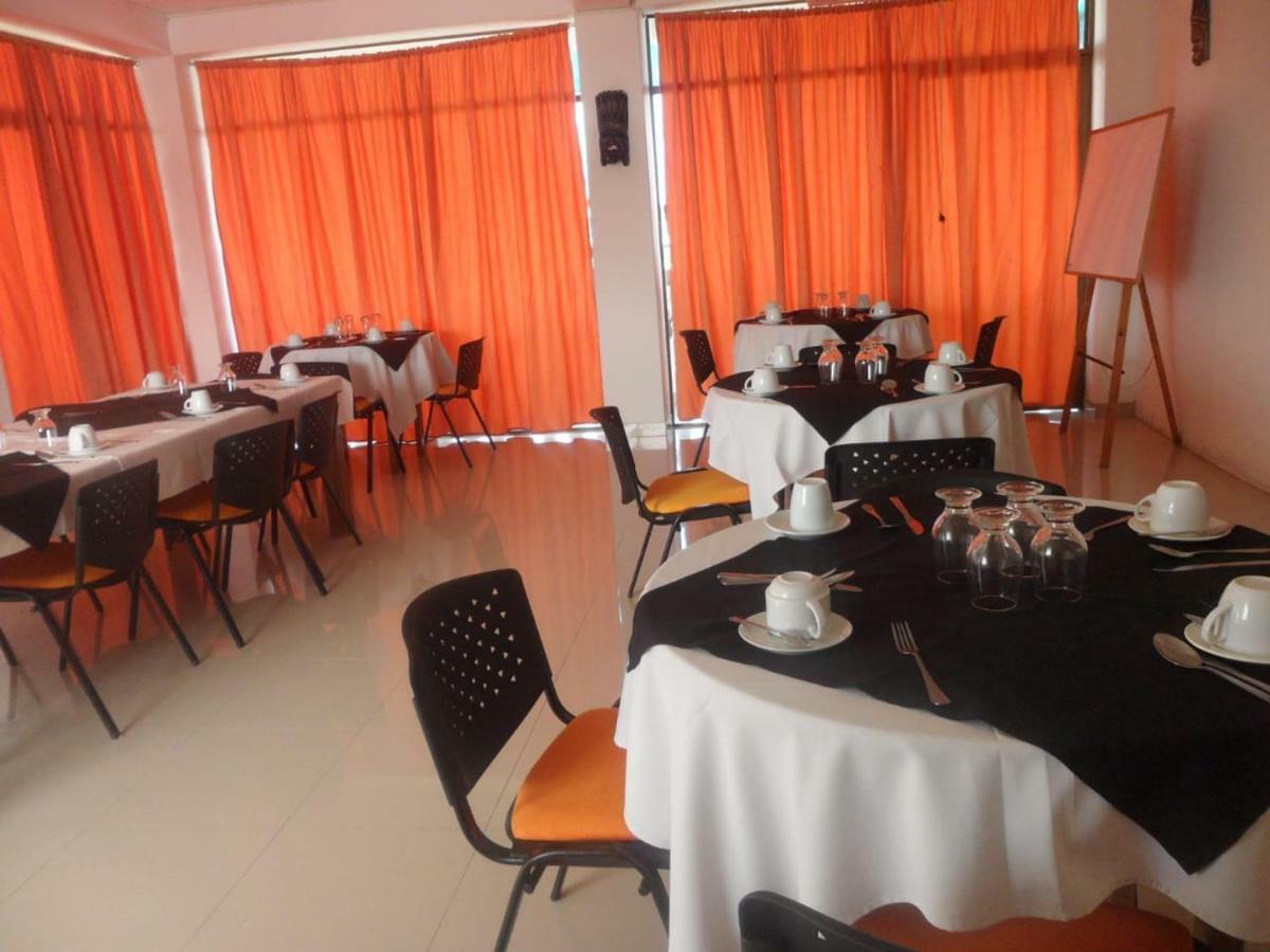 Hotel Yurupary Leticia Bagian luar foto