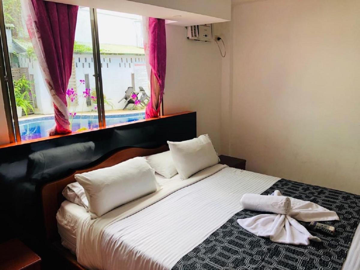 Hotel Yurupary Leticia Bagian luar foto